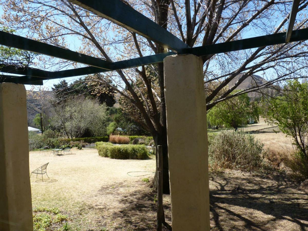 Walkerbouts Inn Rhodes ภายนอก รูปภาพ